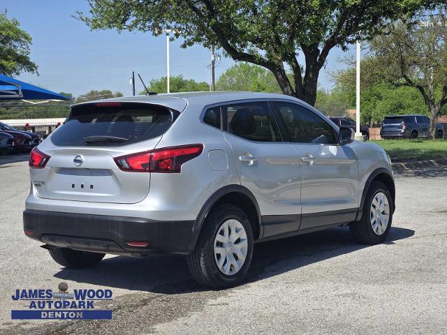 2019 Nissan Rogue Sport Vehicle Photo in DENTON, TX 76210-9321