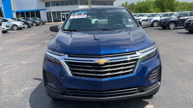 2022 Chevrolet Equinox Vehicle Photo in MOON TOWNSHIP, PA 15108-2571