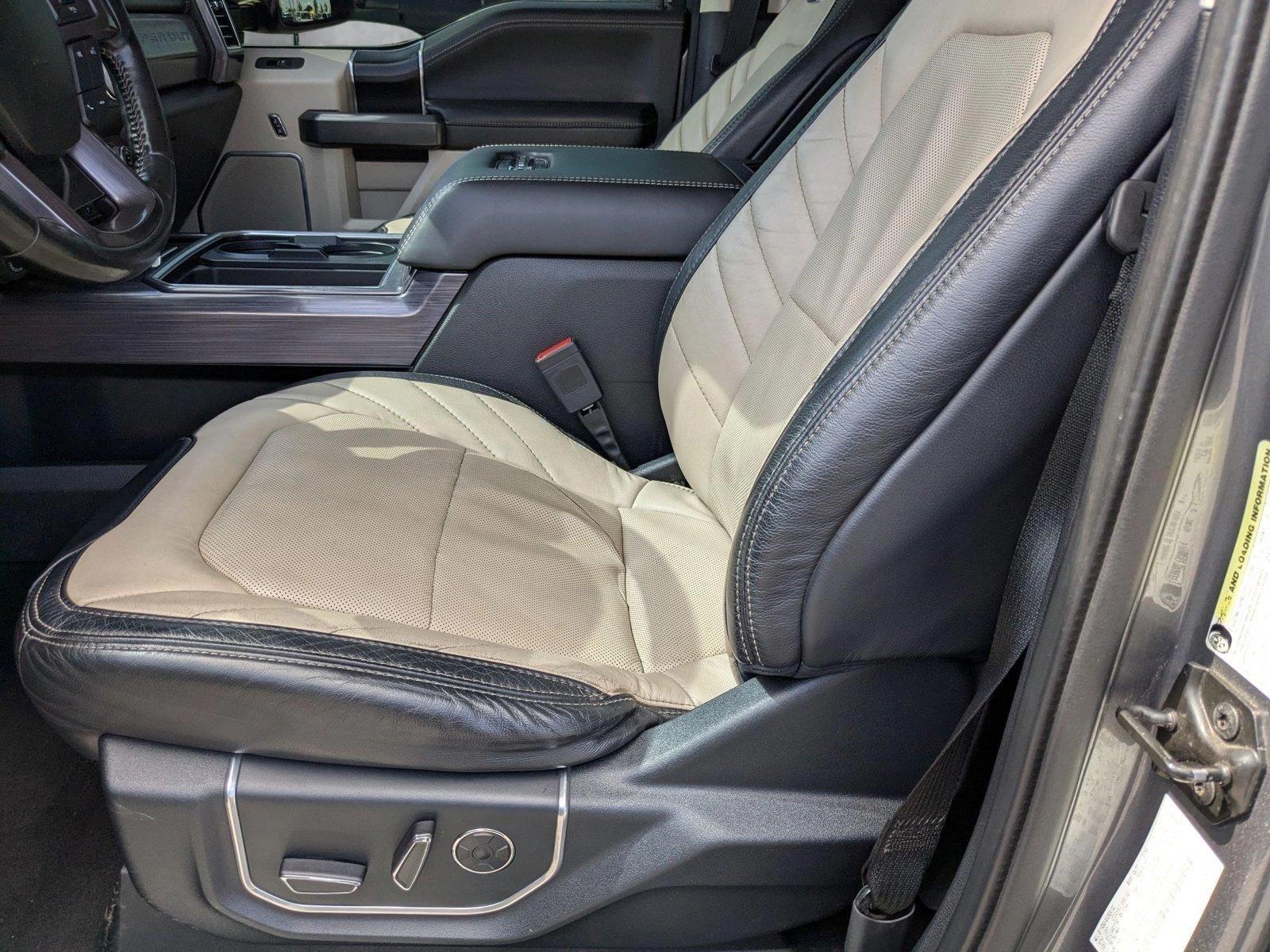 2021 Ford Super Duty F-450 DRW Vehicle Photo in Miami, FL 33015