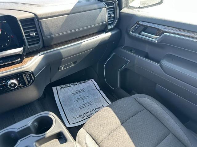 2024 GMC Sierra 1500 Vehicle Photo in COLUMBIA, MO 65203-3903