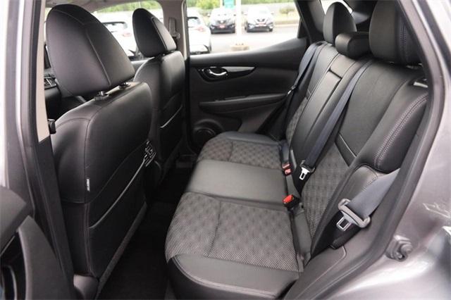 2022 Nissan Rogue Sport Vehicle Photo in Hazelwood, MO 63042