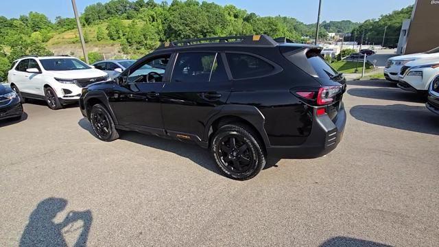 2023 Subaru Outback Vehicle Photo in Pleasant Hills, PA 15236