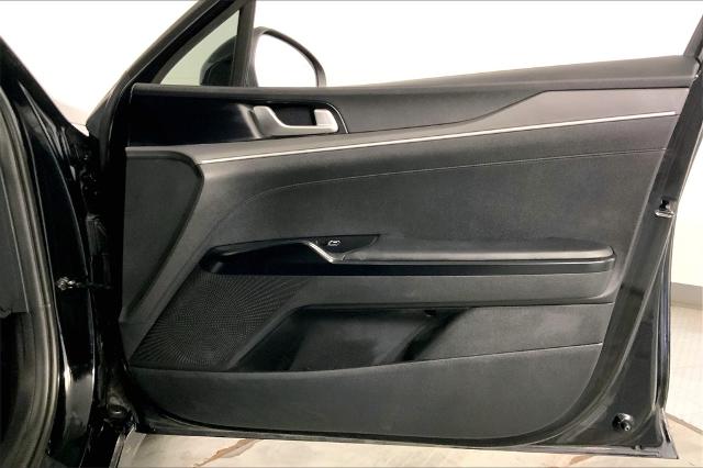 2022 Kia K5 Vehicle Photo in Lees Summit, MO 64086