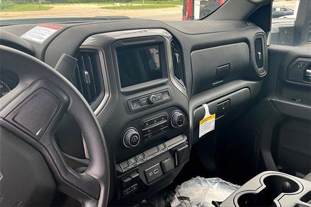 2024 Chevrolet Silverado 3500 HD Chassis Cab Vehicle Photo in TOPEKA, KS 66609-0000