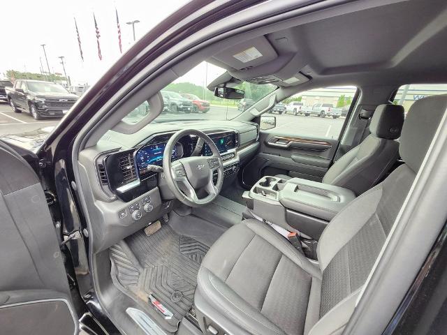 2024 Chevrolet Silverado 1500 Vehicle Photo in GREEN BAY, WI 54304-5303