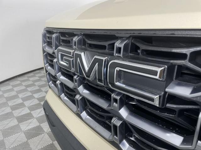 2024 GMC Canyon Vehicle Photo in GILBERT, AZ 85297-0402