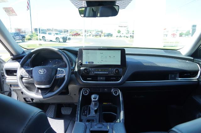 2024 Toyota Grand Highlander Vehicle Photo in Riverdale, UT 84405