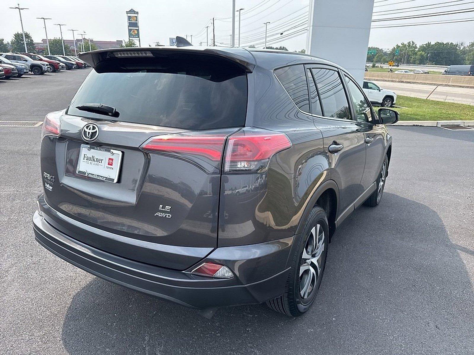 2018 Toyota RAV4 Vehicle Photo in Harrisburg, PA 17111