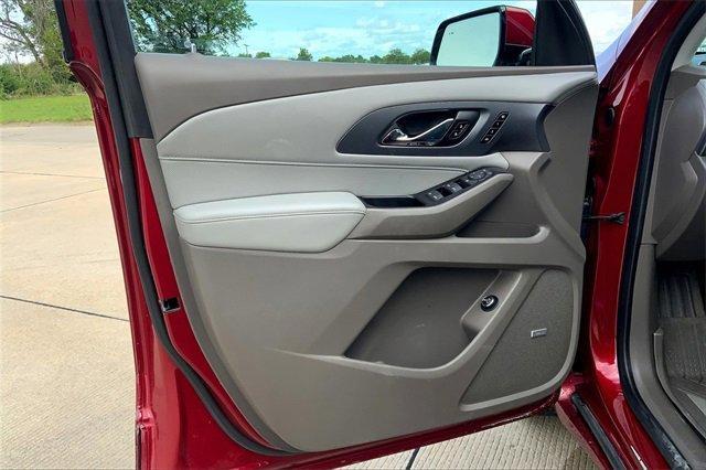 2020 Chevrolet Traverse Vehicle Photo in TOPEKA, KS 66609-0000