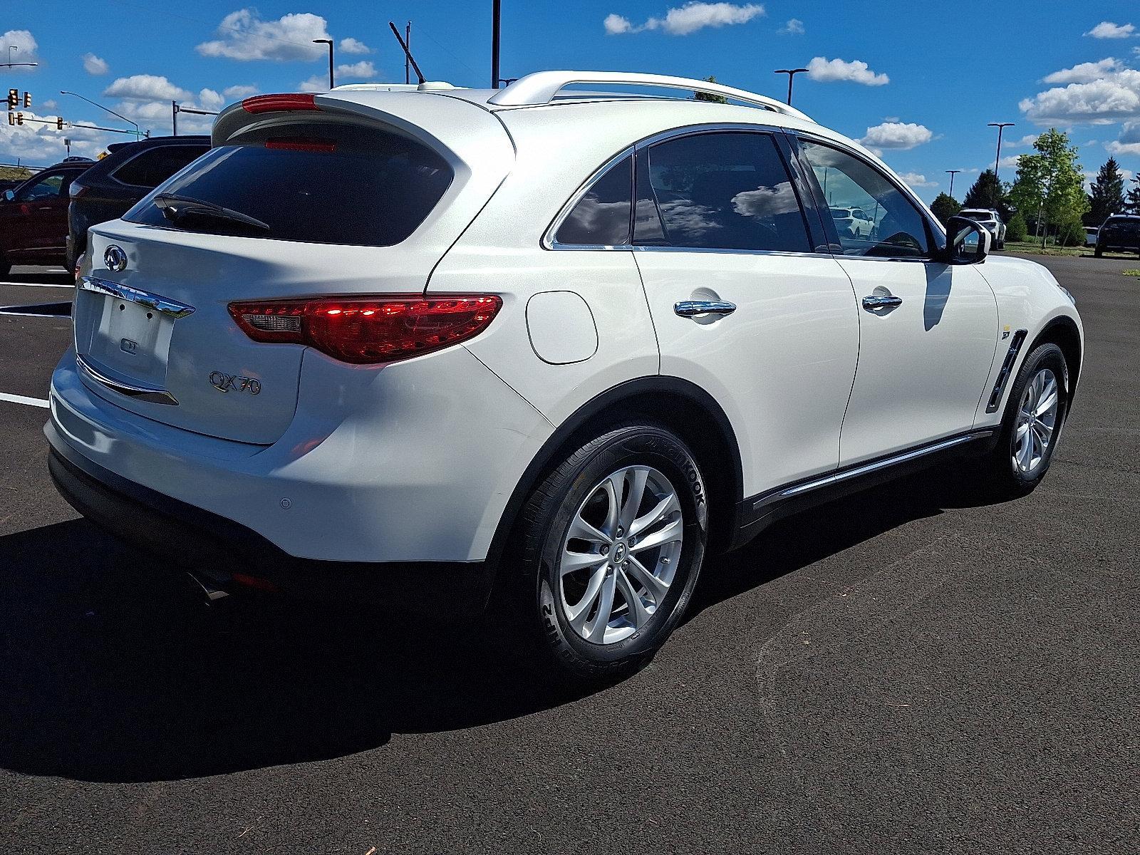 2016 INFINITI QX70 Vehicle Photo in Easton, PA 18045