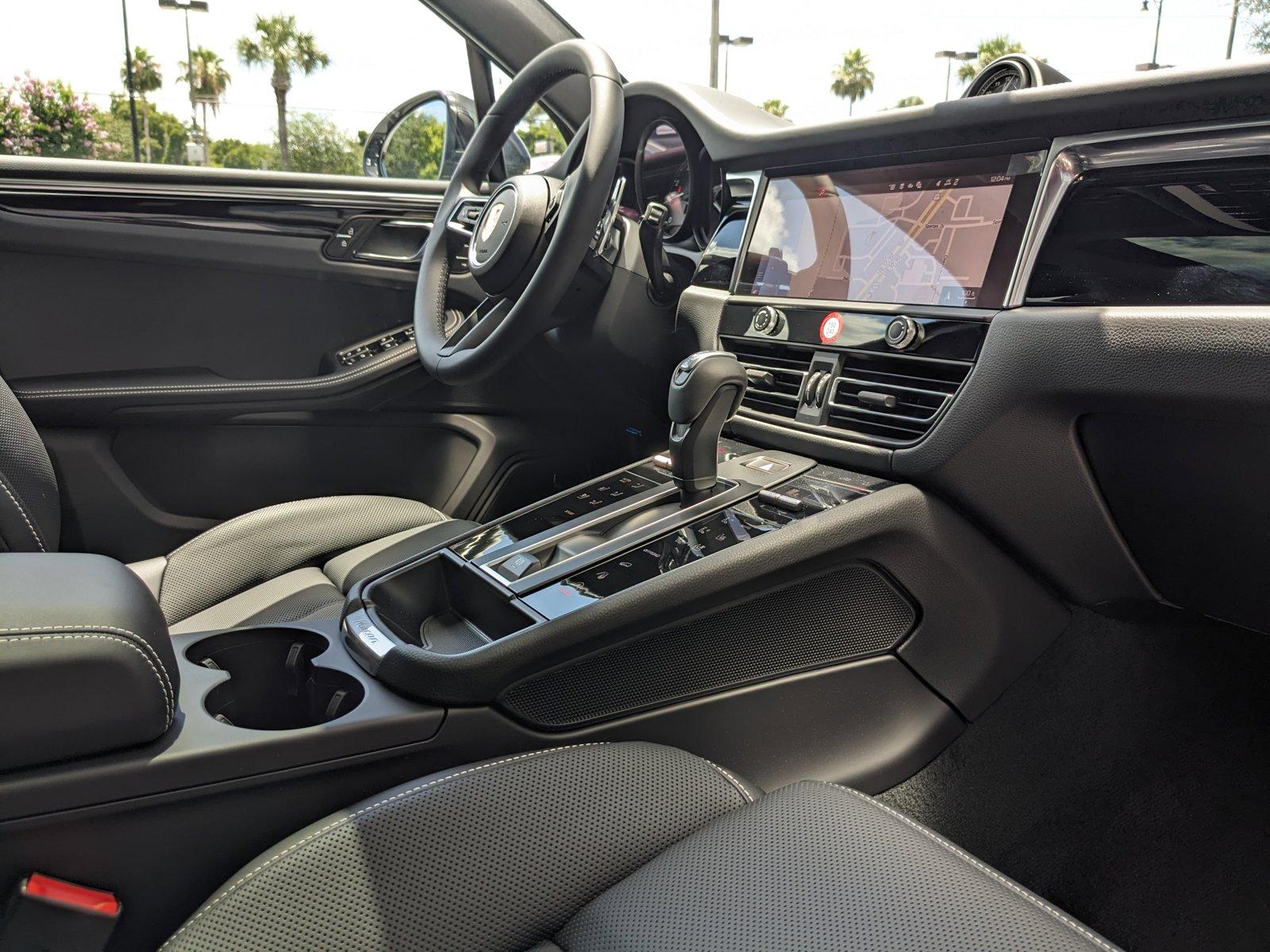 2024 Porsche Macan Vehicle Photo in Maitland, FL 32751