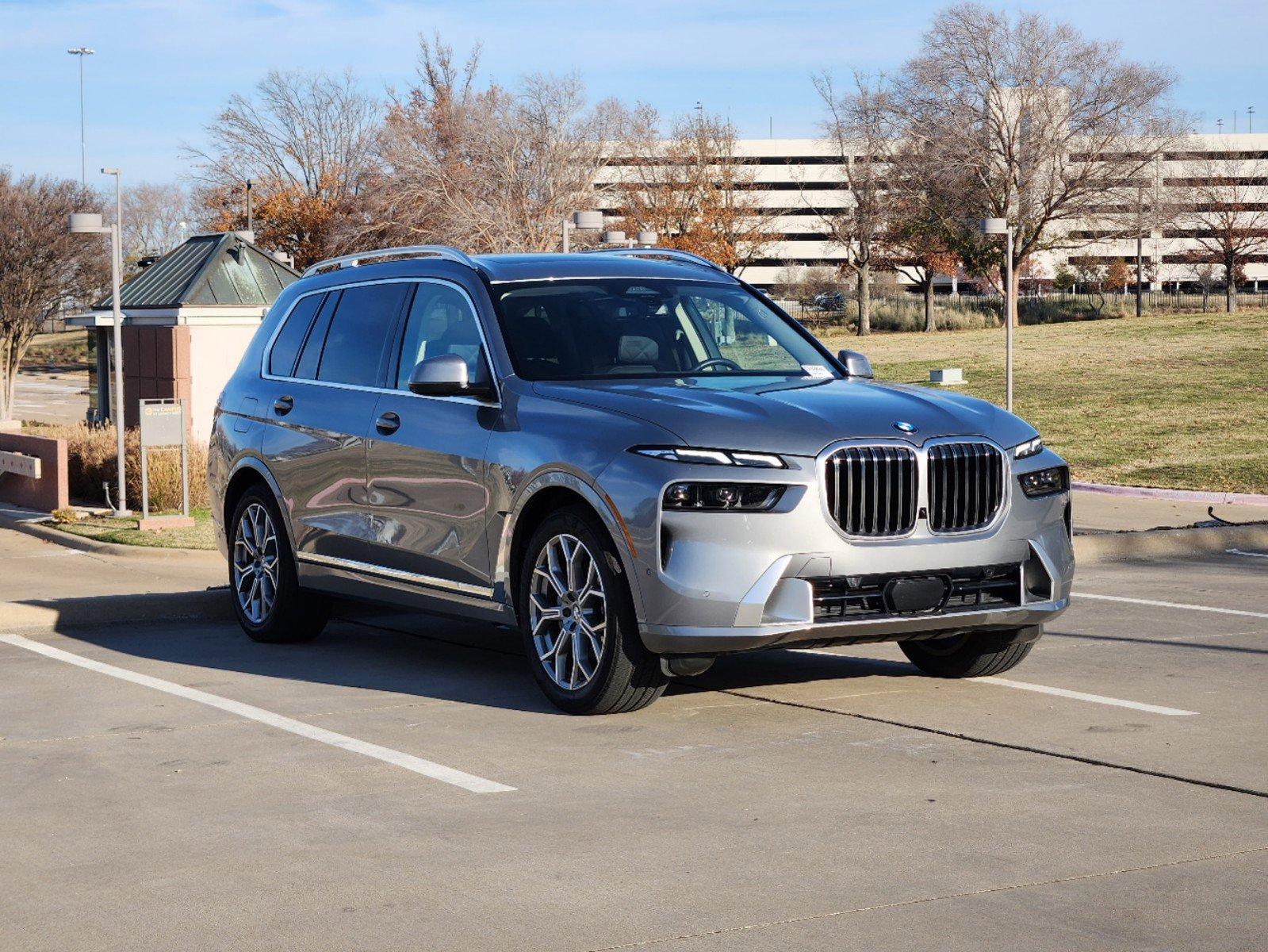 2024 BMW X7 xDrive40i Vehicle Photo in PLANO, TX 75024