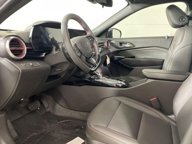 2025 Chevrolet Trax Vehicle Photo in PHOENIX, AZ 85014-3381