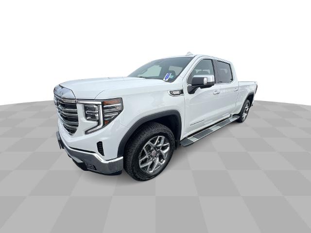 Used 2023 GMC Sierra 1500 SLT with VIN 3GTUUDE8XPG120521 for sale in Wallingford, CT