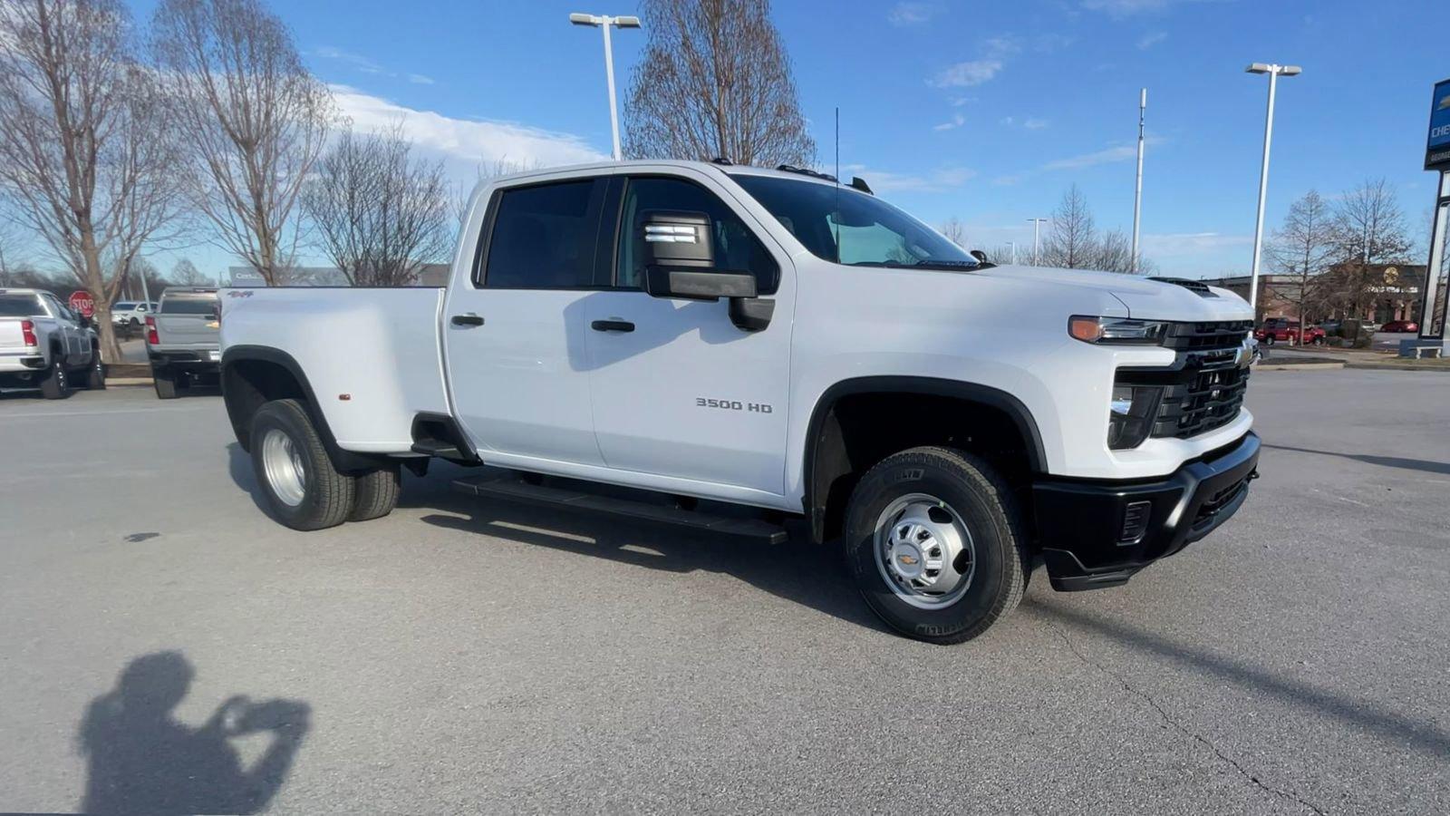 2025 Chevrolet Silverado 3500 HD Vehicle Photo in BENTONVILLE, AR 72712-4322