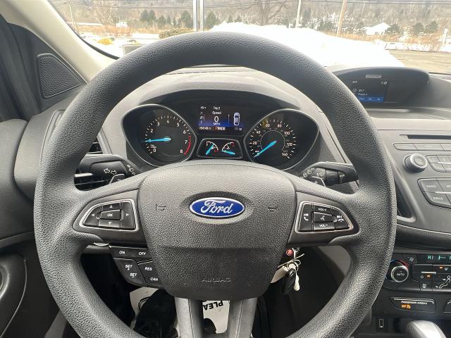 2017 Ford Escape Vehicle Photo in BOSTON, NY 14025-9684