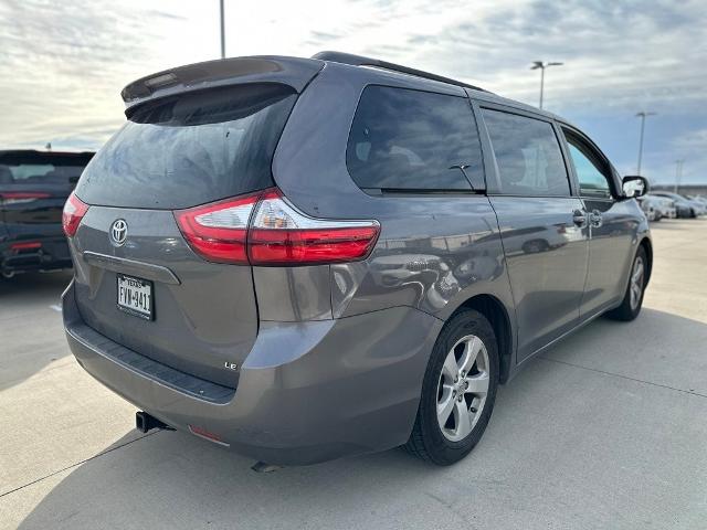 2015 Toyota Sienna Vehicle Photo in San Antonio, TX 78230