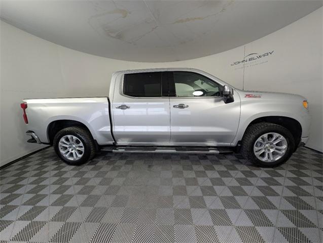 2022 Chevrolet Silverado 1500 Vehicle Photo in ENGLEWOOD, CO 80113-6708