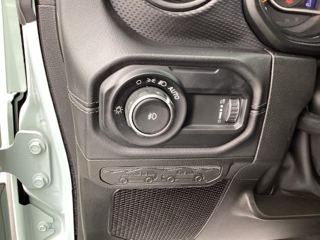2024 Jeep Wrangler Vehicle Photo in Gardner, MA 01440