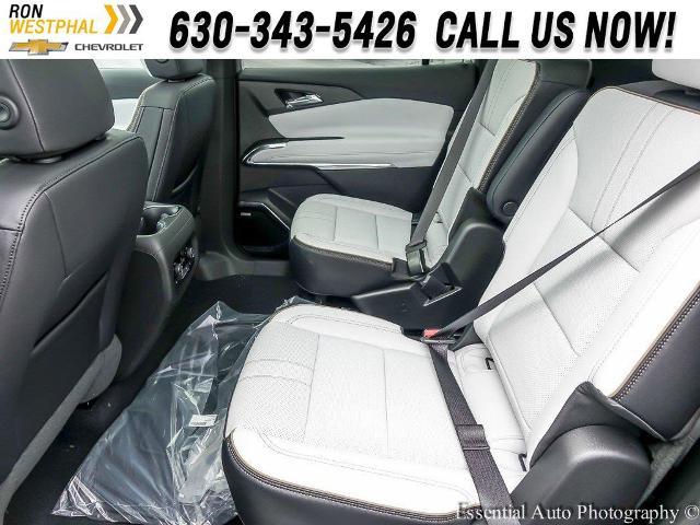 2025 Chevrolet Traverse Vehicle Photo in AURORA, IL 60503-9326