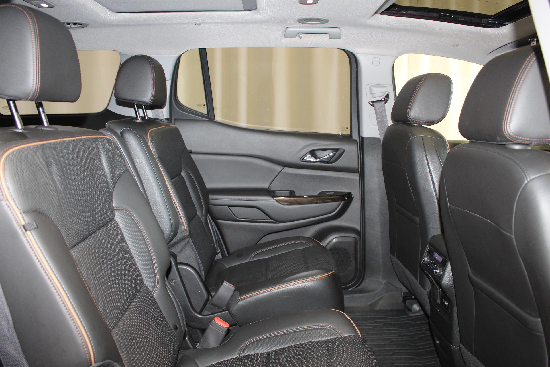 2023 GMC Acadia Vehicle Photo in NORTHAMPTON, MA 01060-1120