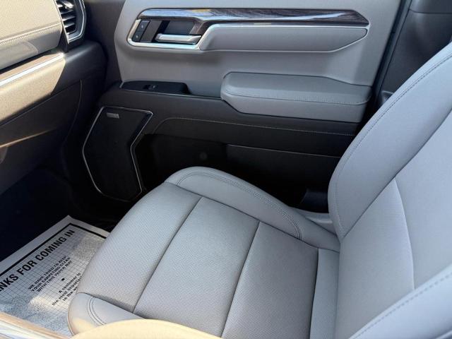 2023 Chevrolet Silverado 1500 Vehicle Photo in COLUMBIA, MO 65203-3903