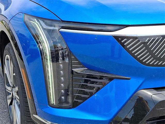 2025 Cadillac OPTIQ Vehicle Photo in ALLENTOWN, PA 18103-7399