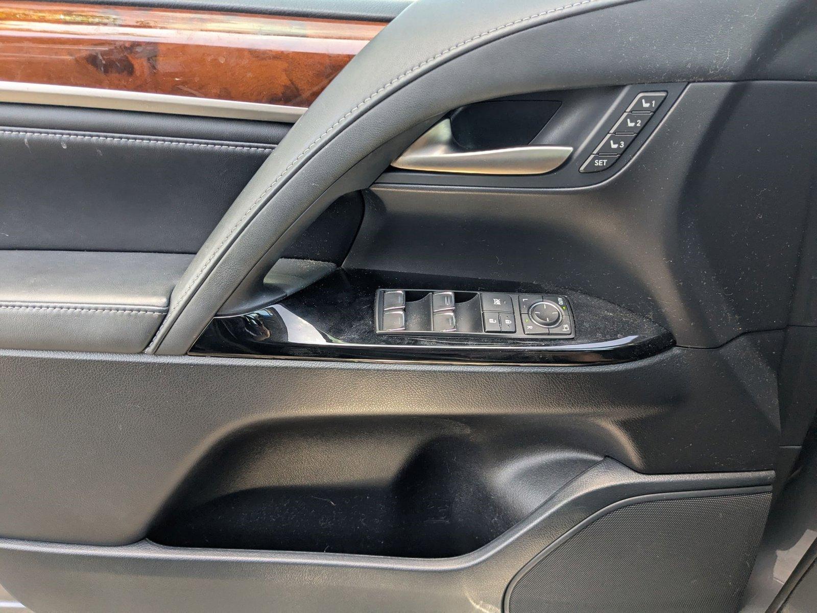 2020 Lexus LX 570 Vehicle Photo in Tampa, FL 33614