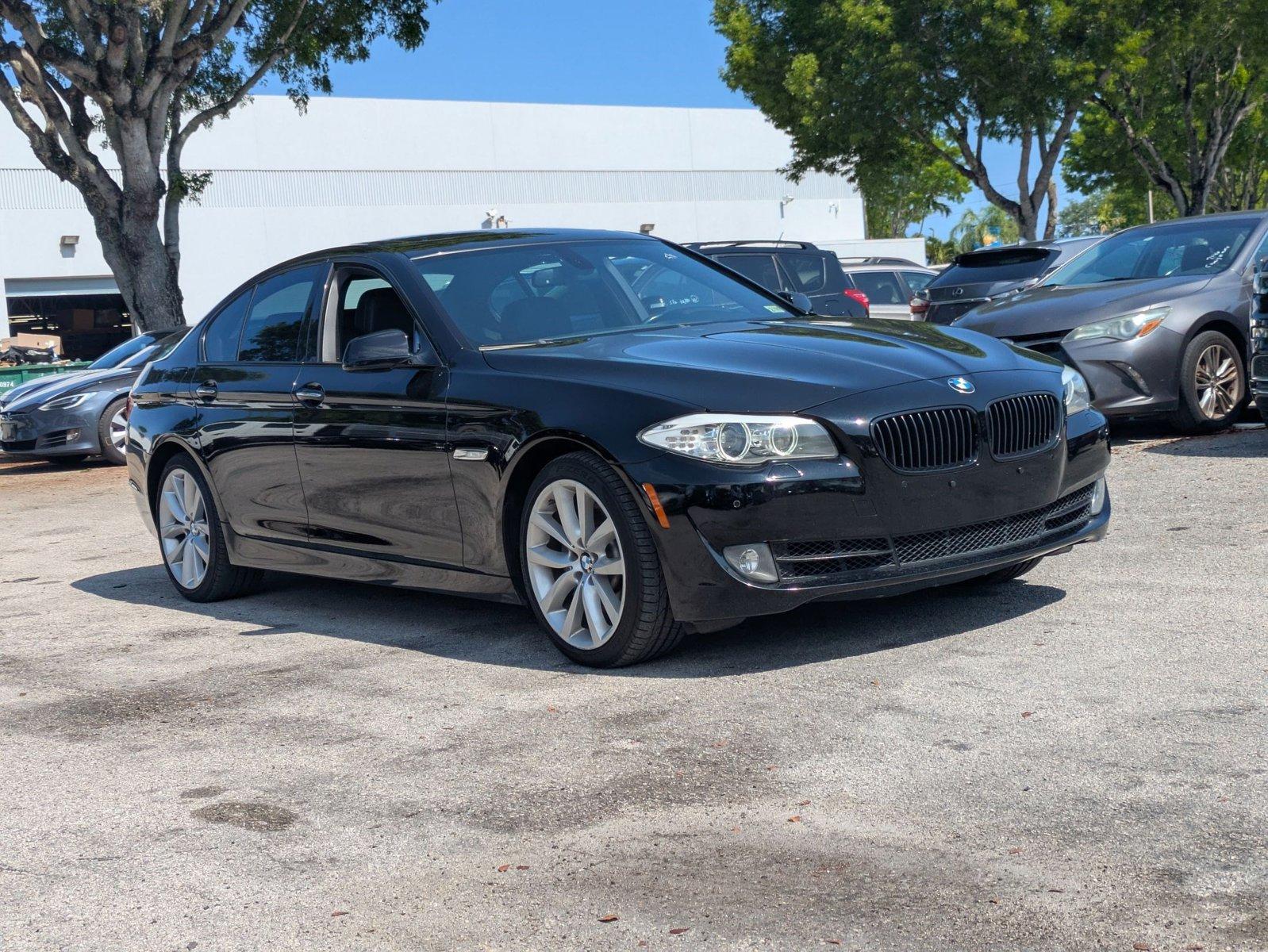 2012 BMW 5 Series Vehicle Photo in GREENACRES, FL 33463-3207