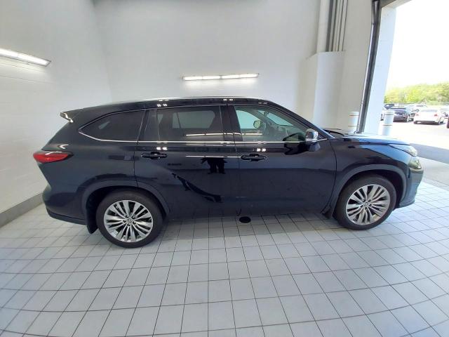 2023 Toyota Highlander Vehicle Photo in OSHKOSH, WI 54904-7811