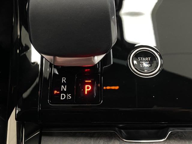 2025 Range Rover Sport Vehicle Photo in Appleton, WI 54913