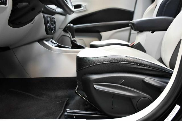 2019 Jeep Compass Vehicle Photo in DALLAS, TX 75235