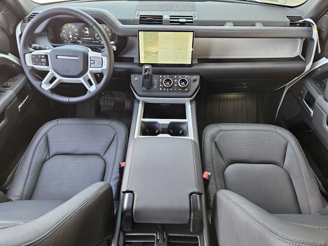 2025 Defender Vehicle Photo in AUSTIN, TX 78717