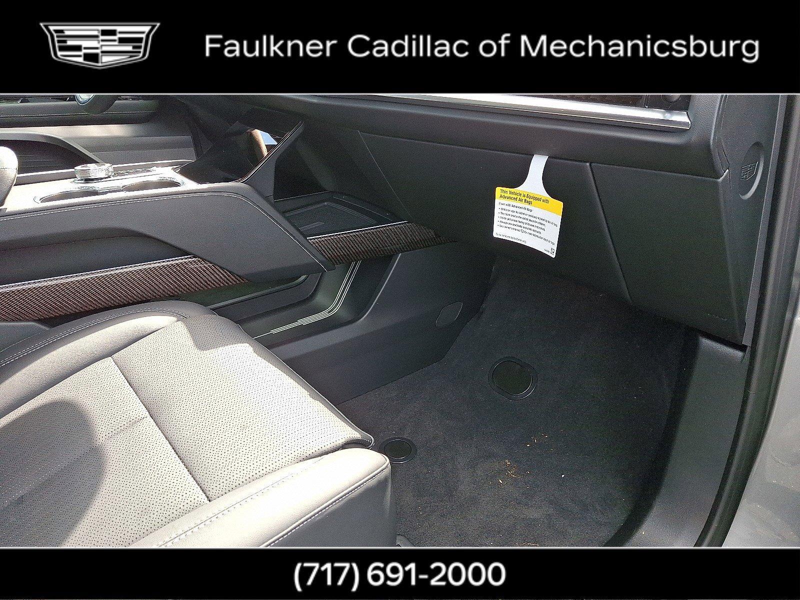 2026 Cadillac VISTIQ Vehicle Photo in MECHANICSBURG, PA 17050-1707