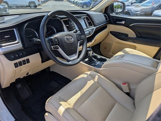 2016 Toyota Highlander Hybrid Vehicle Photo in AURORA, CO 80012-4011