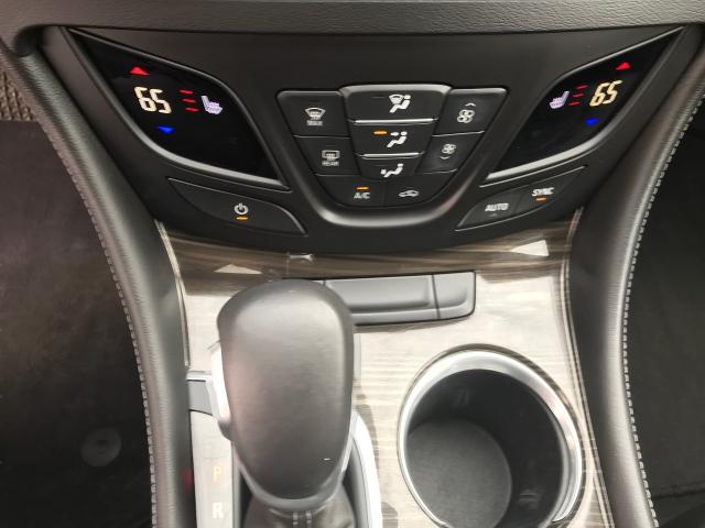 2019 Buick Envision Vehicle Photo in GREEN BAY, WI 54303-3330