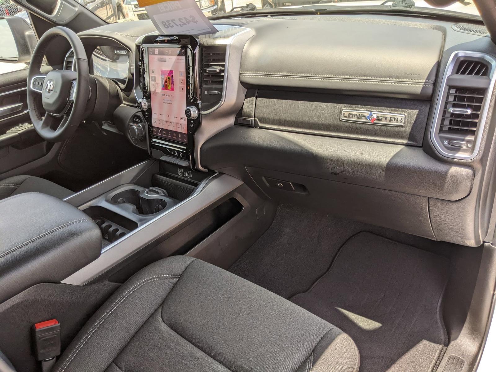 2025 Ram 1500 Vehicle Photo in Seguin, TX 78155