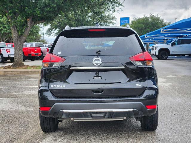 2017 Nissan Rogue Vehicle Photo in DENTON, TX 76210-9321