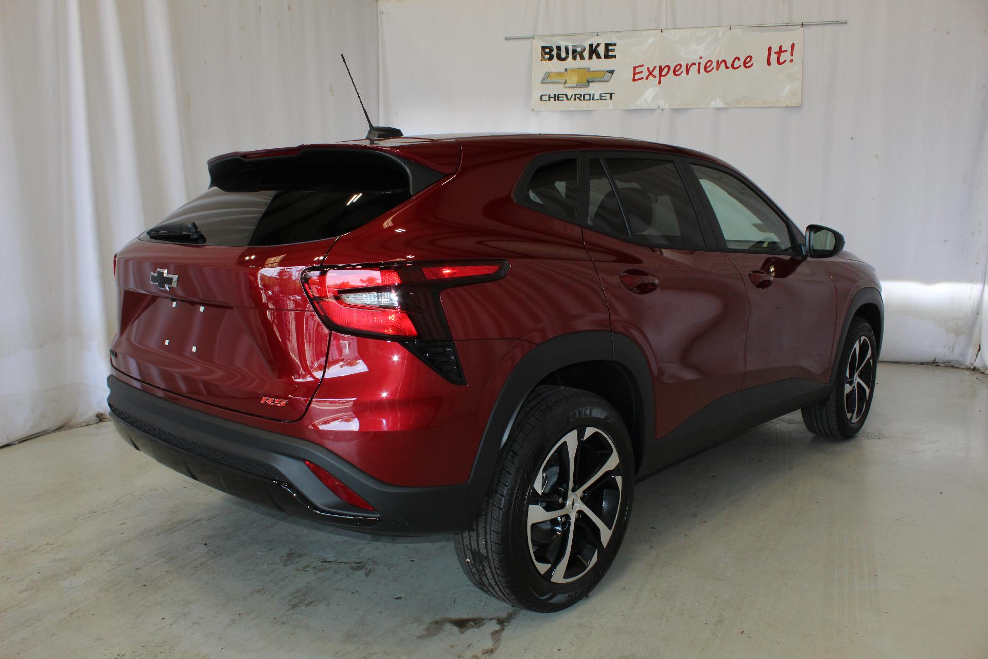 2025 Chevrolet Trax Vehicle Photo in NORTHAMPTON, MA 01060-1120