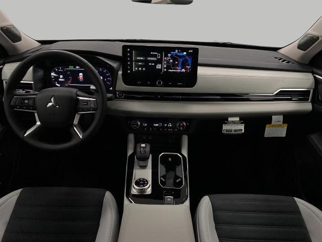 2025 Mitsubishi Outlander Vehicle Photo in Appleton, WI 54913