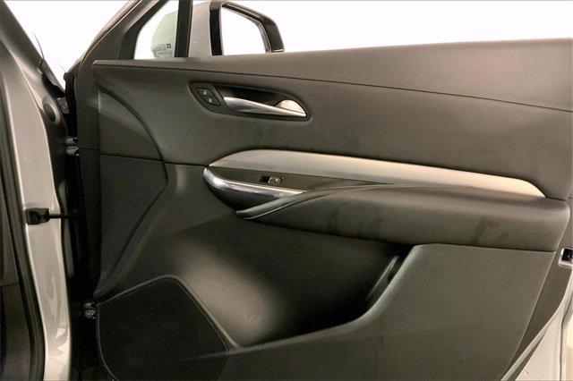 2023 Cadillac XT4 Vehicle Photo in INDEPENDENCE, MO 64055-1314