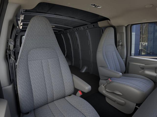 2025 Chevrolet Express Cargo 3500 Vehicle Photo in DANBURY, CT 06810-5034