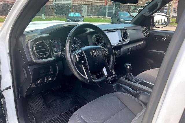 2017 Toyota Tacoma Vehicle Photo in Houston, TX 77007