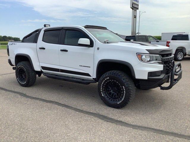 Used 2022 Chevrolet Colorado ZR2 with VIN 1GCGTEENXN1114323 for sale in Truman, Minnesota