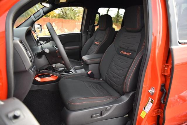2025 Nissan Frontier Vehicle Photo in Ballwin, MO 63011