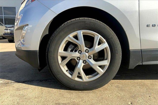 2021 Chevrolet Equinox Vehicle Photo in TOPEKA, KS 66609-0000