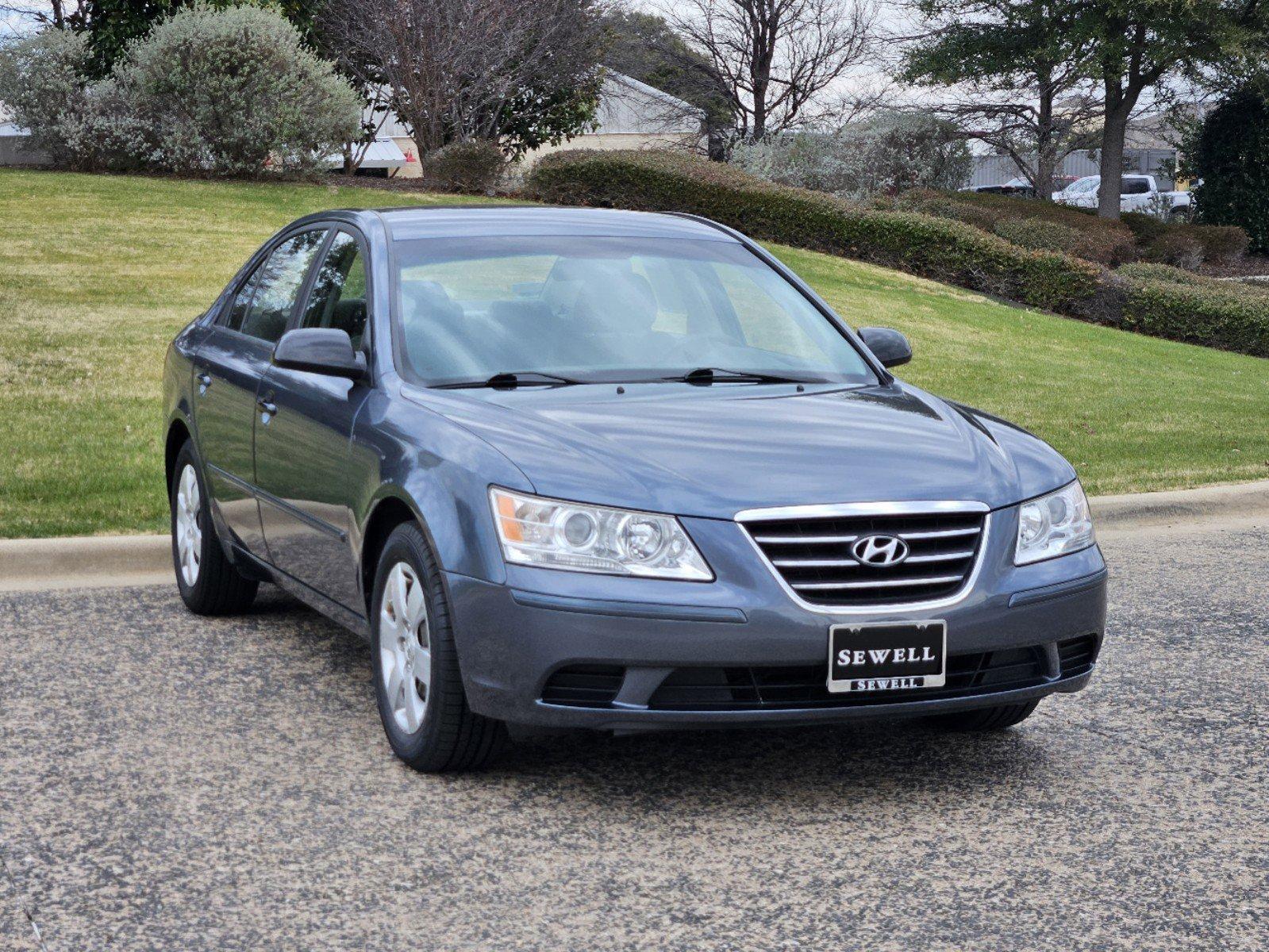 2010 Hyundai SONATA Vehicle Photo in FORT WORTH, TX 76132