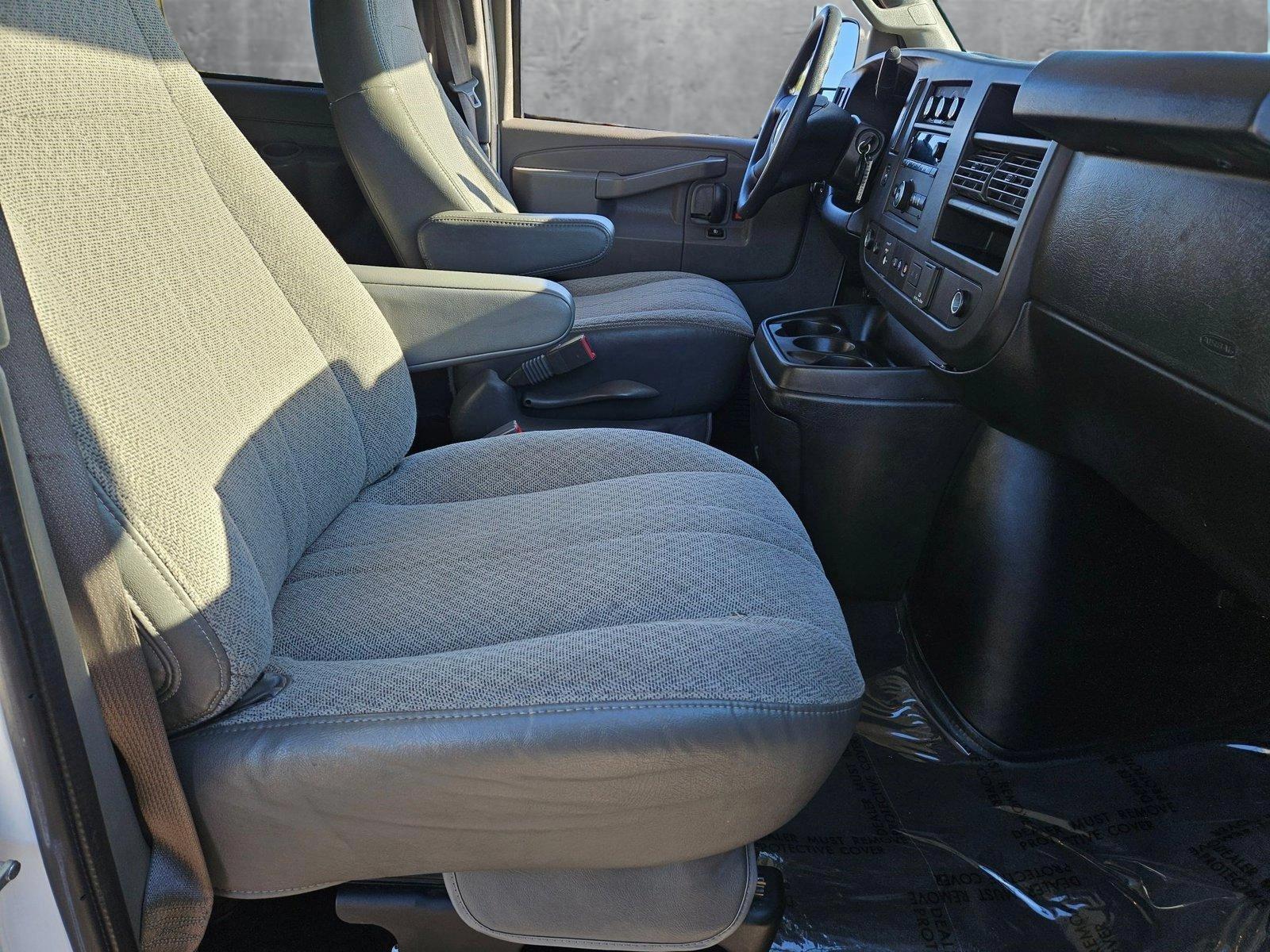 2020 Chevrolet Express Passenger Vehicle Photo in MESA, AZ 85206-4395