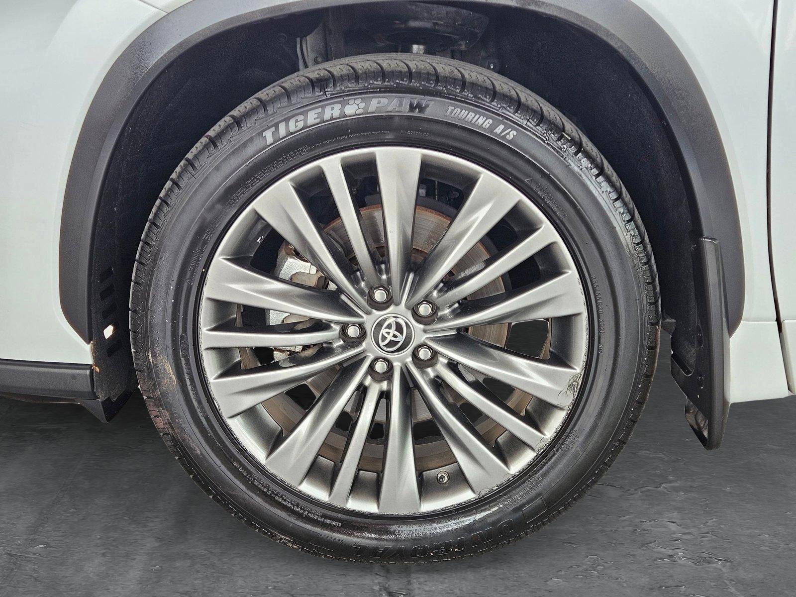 2022 Toyota Highlander Vehicle Photo in Henderson, NV 89014