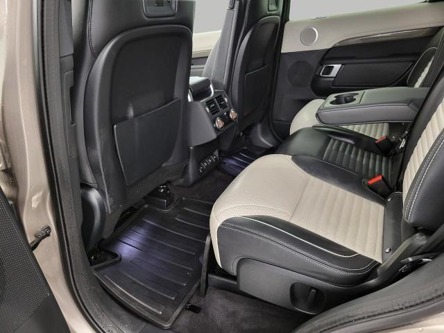 2021 Land Rover Discovery Vehicle Photo in NEENAH, WI 54956-2243